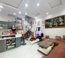Bán nhà hxh tránh 58m2-2tang gần Phạm Văn Bạch giao Trường Chinh -giáp sân bay - 6...